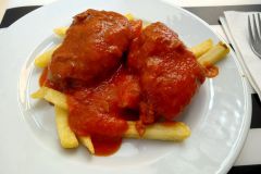 JPG-Cafeteria-Bar-PIBO-Carrillada-con-tomate-01