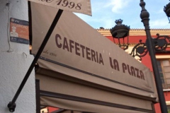 Cafetería-La-Plaza-01